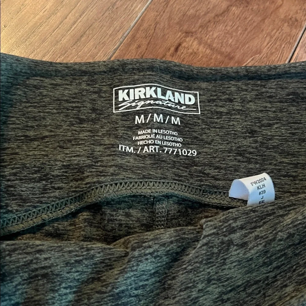 Kirkland Signature Kids Dark Green Leggings - Picture 2 of 2